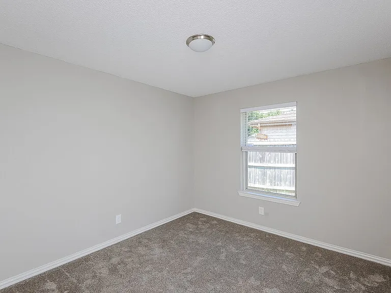 9105 Cranwell Ct — Photo 9