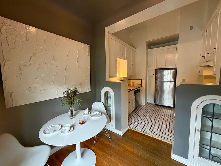 Los Altos A Legendary Residence at 4121 Wilshire Blvd — Photo 26