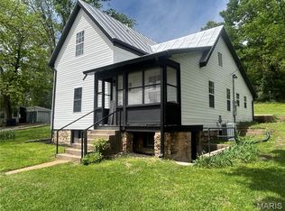 621 W Osage St, Pacific, MO 63069