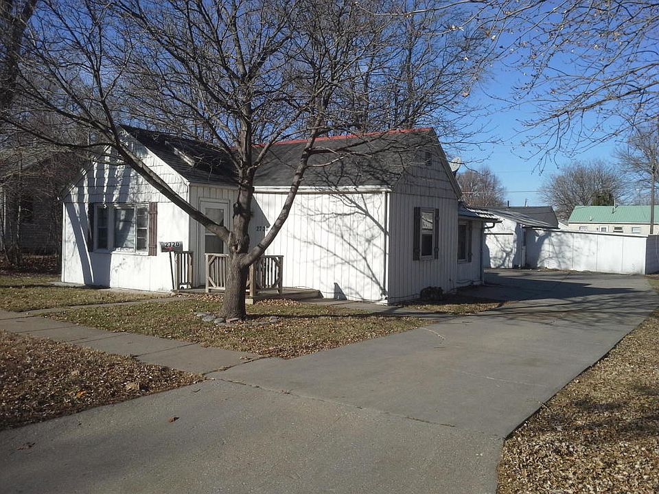 2nd image of 2720 7th Ave