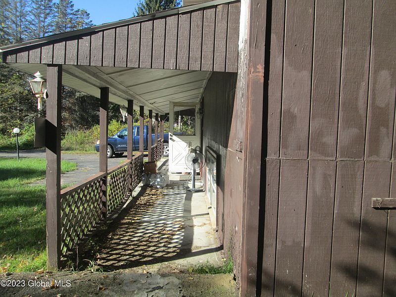 5th image of 789 Sthwy 349