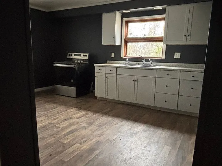 193 Elmwood St #1 — Photo 2