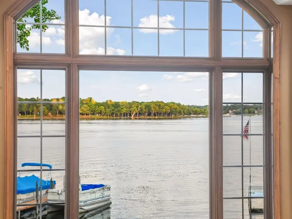 4531 Island View Dr, Mound, MN 55364