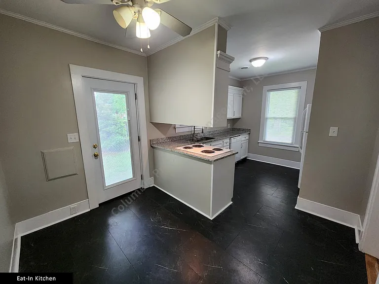 3015 Clark St — Photo 16
