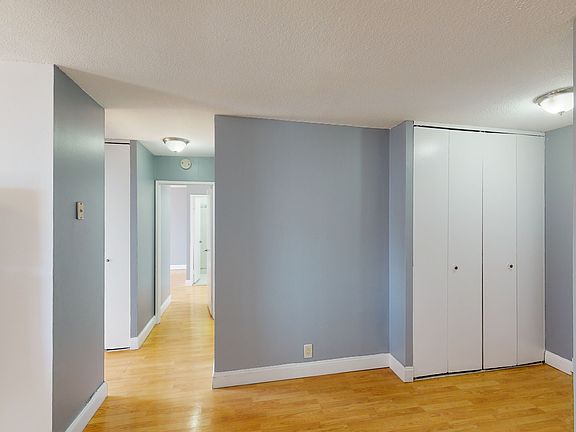 3rd image of 11817 Union Tpke APT 16K