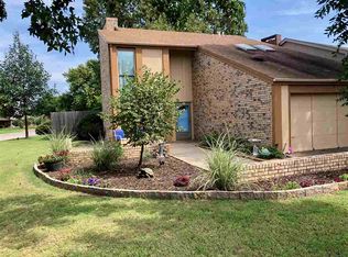 2817 Haystack Ln, Enid, OK 73703