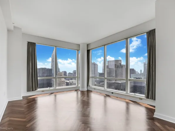 230 West 56th Street image 14 of 18