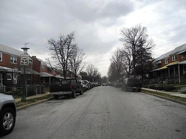 2nd image of 1228 Anglesea St