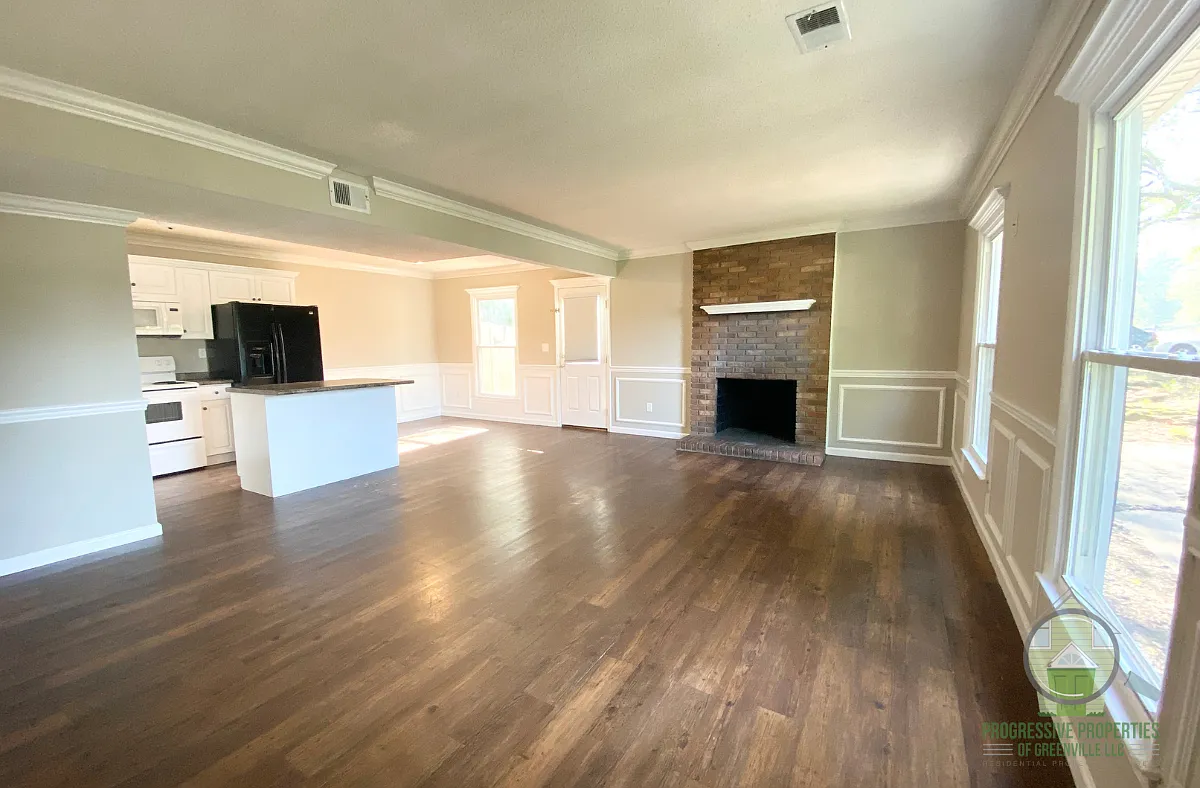 105 Osmond Drive - 1 — Photo 4