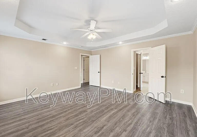 304 Elbrus Way — Photo 17
