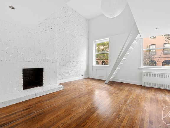 4th image of 456 W 22nd St APT 2A