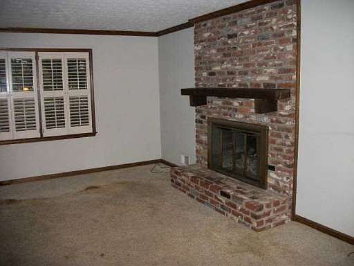3rd image of 3180 Brandywine Pl NW