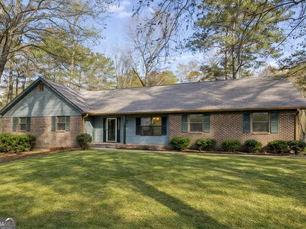 55 Hearthstone Dr, Stockbridge, GA 30281