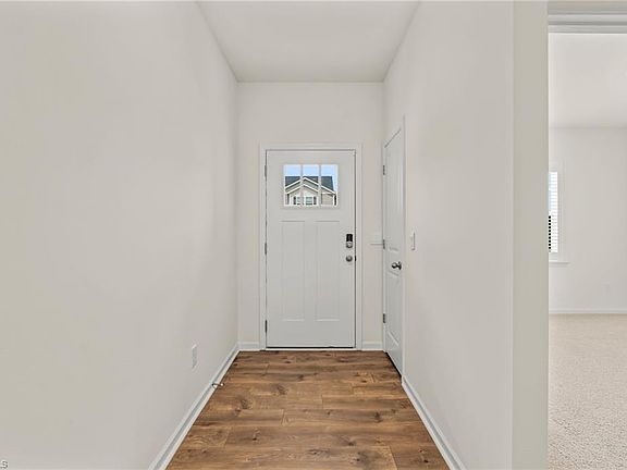 5th image of 4710 Reedy Creek Farm Cir