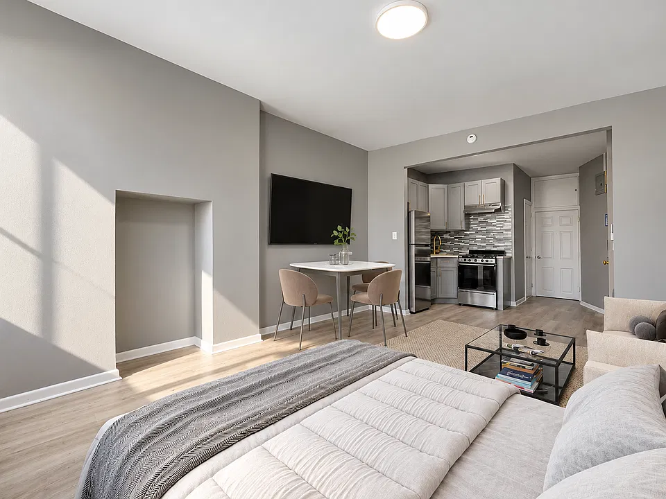 901 Dekalb Ave #3G