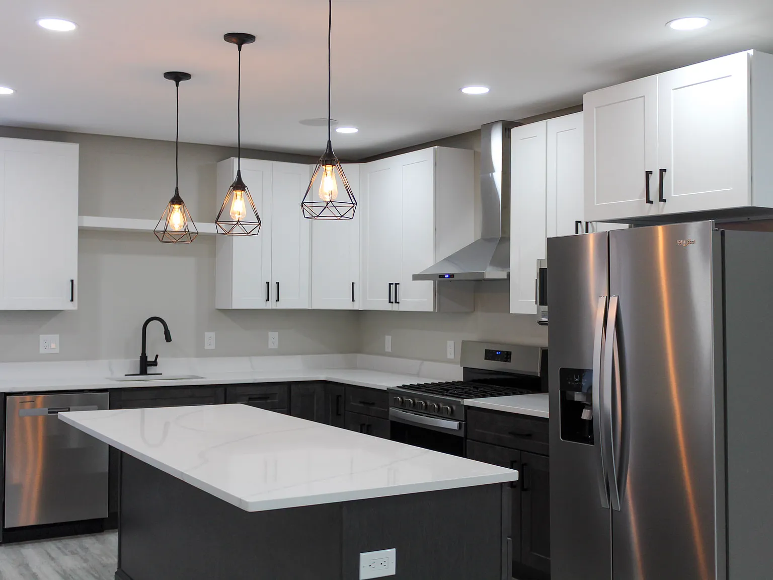 6 bed, 6.5 bath, 2755 sqft, $10,800 — Photo 2
