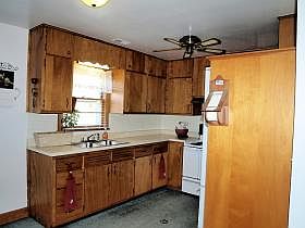 4th image of 1248 Beecher Ave