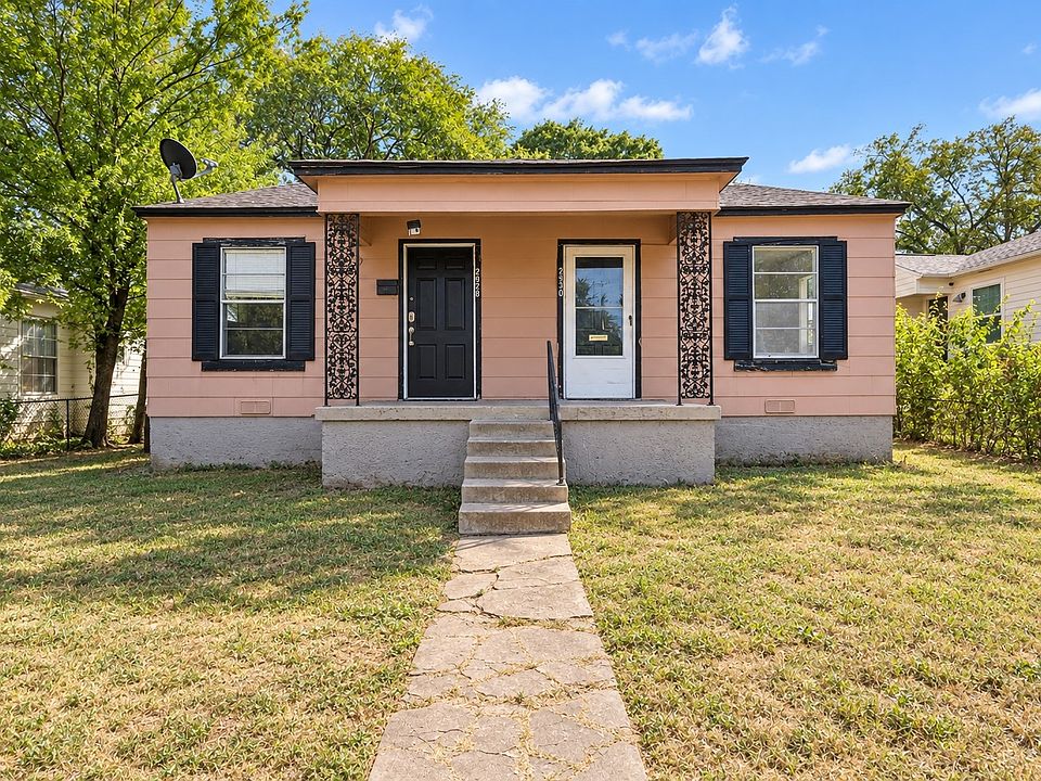1st image of 2928 Aster St
