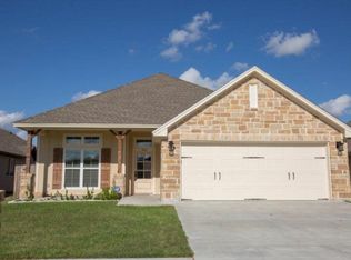 206 Amberglow Ct, Victoria, TX 77904