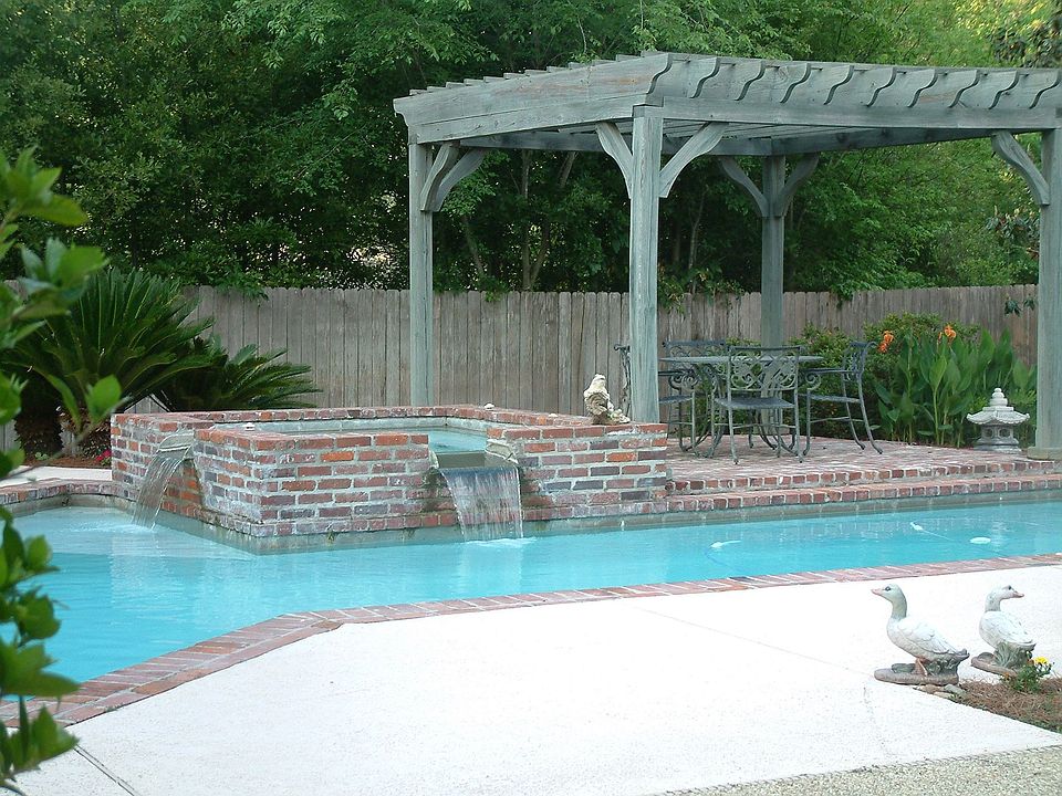 Gunite Pool and Hot Tub