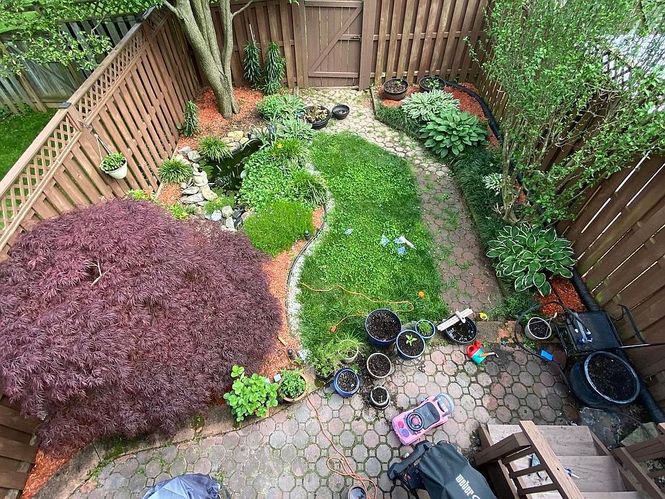 2nd image of 2404 Dunmore Ct