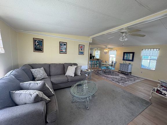 2nd image of 10801 Jamaica Blvd