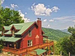 671 Black Bear Cv, Clyde, NC 28721