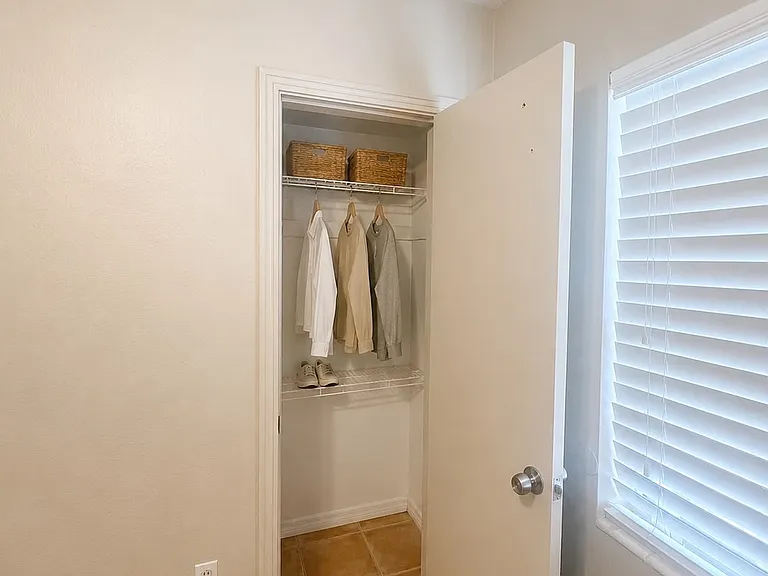 647 San Juan Blvd — Photo 9