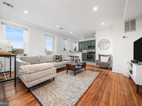 1423 R St NW APT 402, Washington, DC 20009