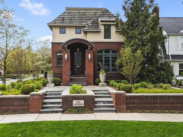 615 Hanna St, Birmingham, MI 48009