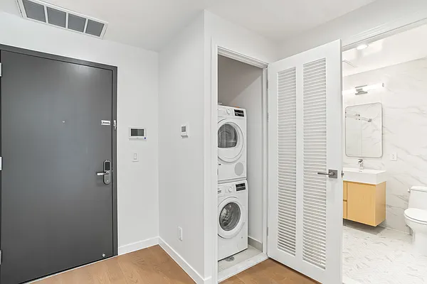 Rented by Compass | media 19