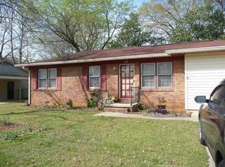 209 Ravenwood Way, Warner Robins, GA 31093