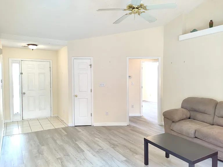 530 Lake Park Dr — Photo 7