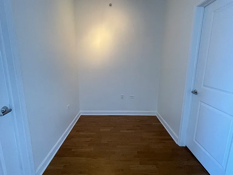 100 14th St #2504 — Photo 7
