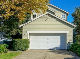 5 Edgewater Ct, San Rafael, CA 94903