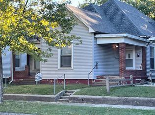 1532 S 9th St, Terre Haute, IN 47802