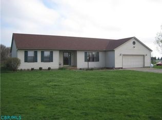 10570 Deep Cut Rd NE, Millersport, OH 43046