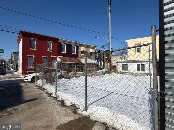 431-435 W York St, Philadelphia, PA 19133