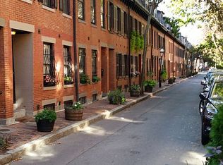 4 Lawrence St, Boston, MA 02116