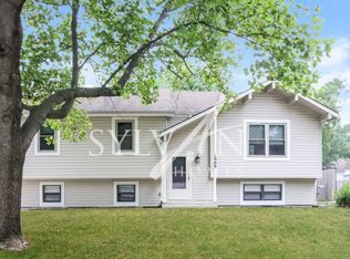 1909 SW 5th St, Lees Summit, MO 64081