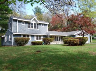 5 Tanglewood Way N, Andover, MA 01810
