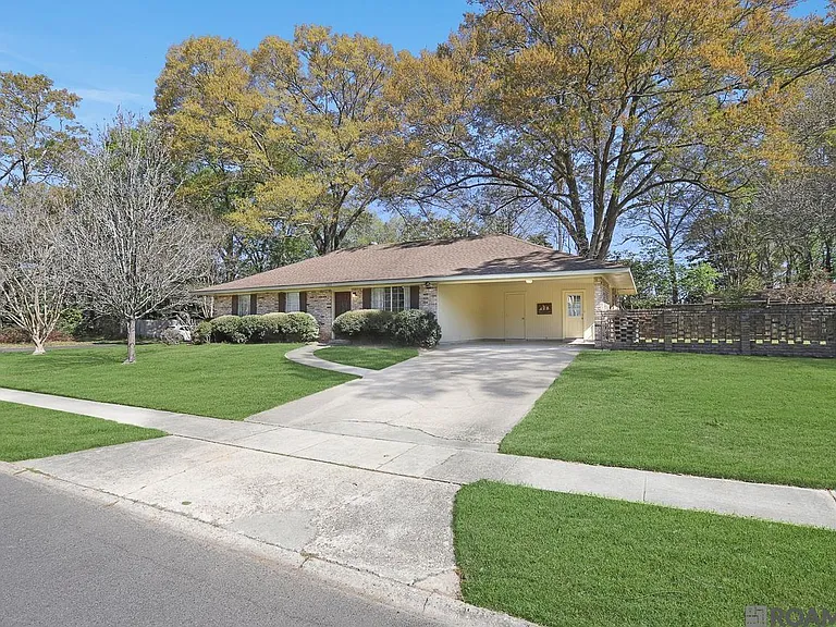 7005 Whitlow Dr — Photo 1