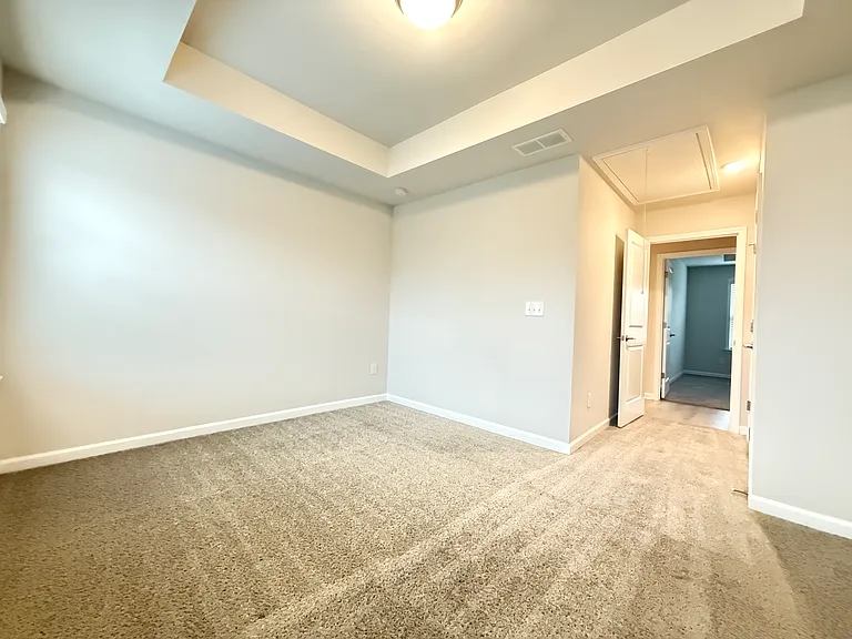 3756 Davis Cir — Photo 33