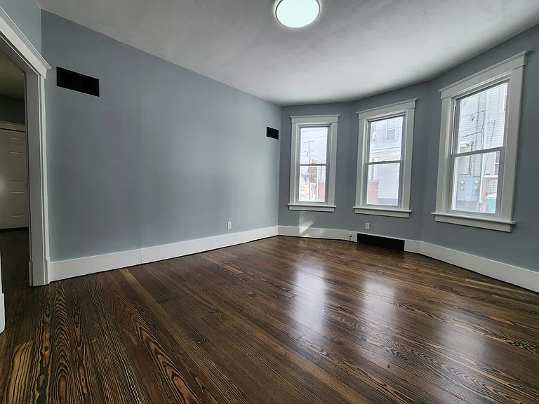 123 Ridgeway St — Photo 18