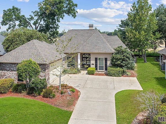 2nd image of 15140 Bluffwood Cir