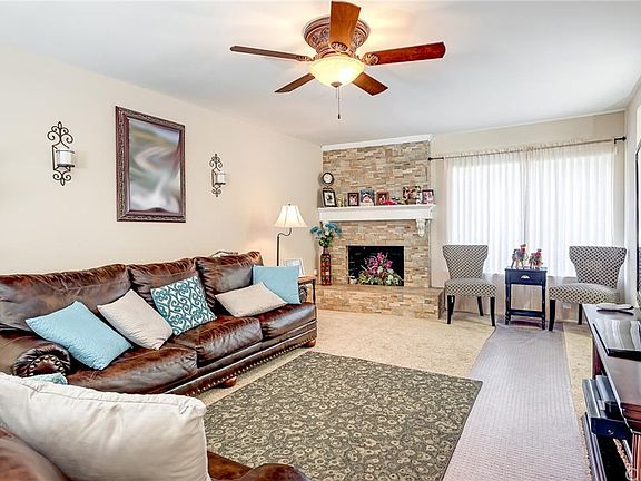 4th image of 2887 Oleta Ln