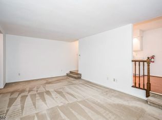 15 Kensington Rd, Chatham, NJ 07928