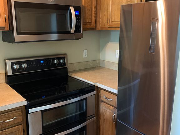 5th image of 7 Park St APT 9