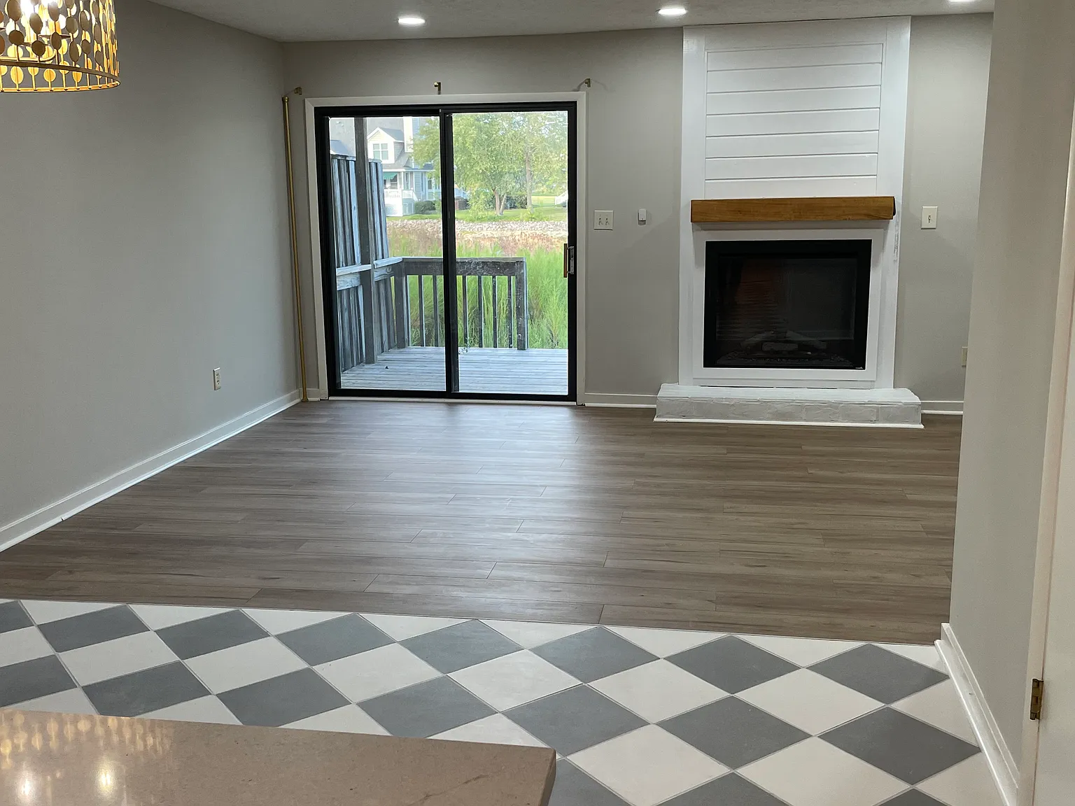2 bed, 2.5 bath, 1187 sqft, $1,600 — Photo 4