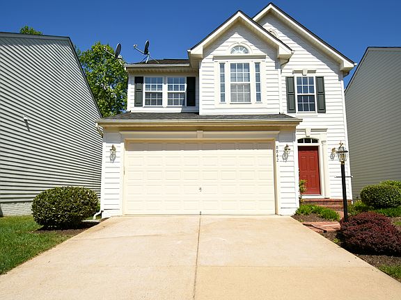 2nd image of 8842 Bennington Blvd